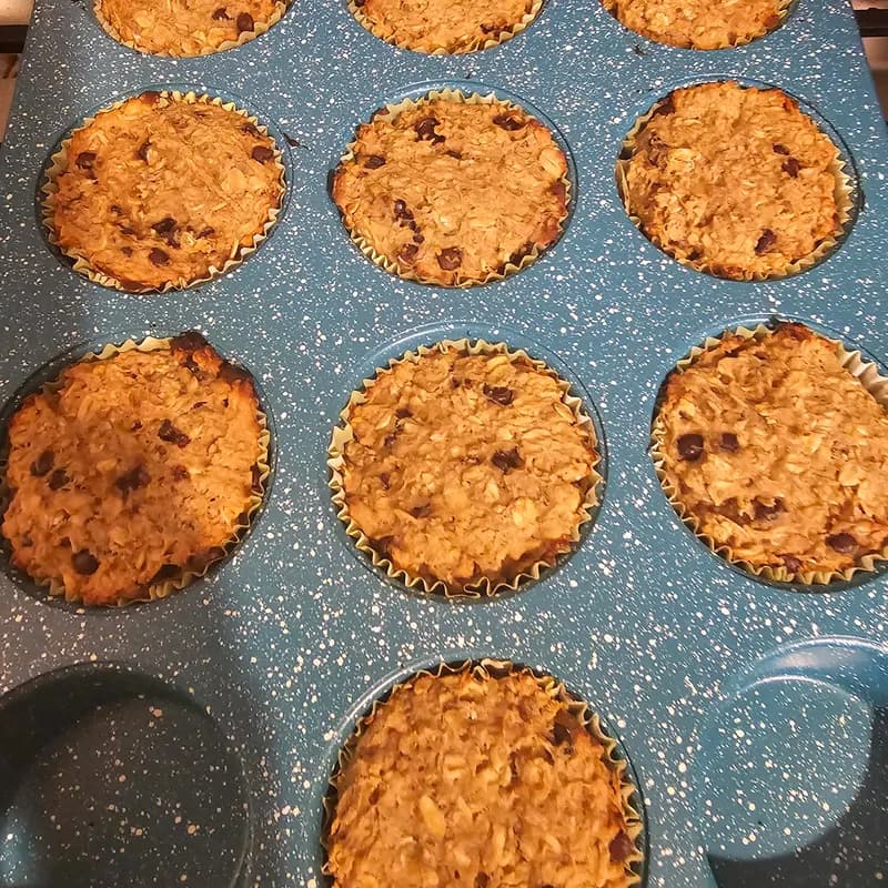 Banana Peanut Butter Chocolate Chip Granola Bars